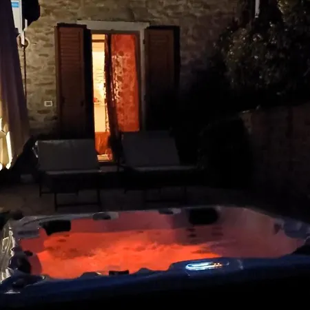 Il Borgo Delle Rondini *