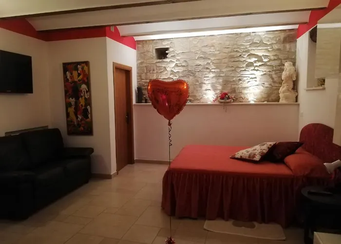 Il Borgo Delle Rondini