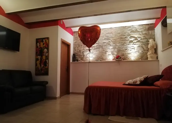 Il Borgo Delle Rondini *