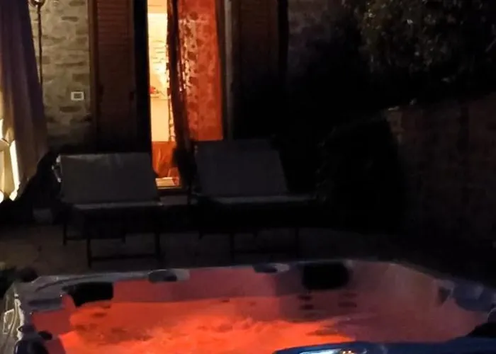 Il Borgo Delle Rondini *