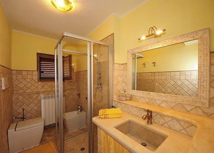 Il Borgo Delle Rondini